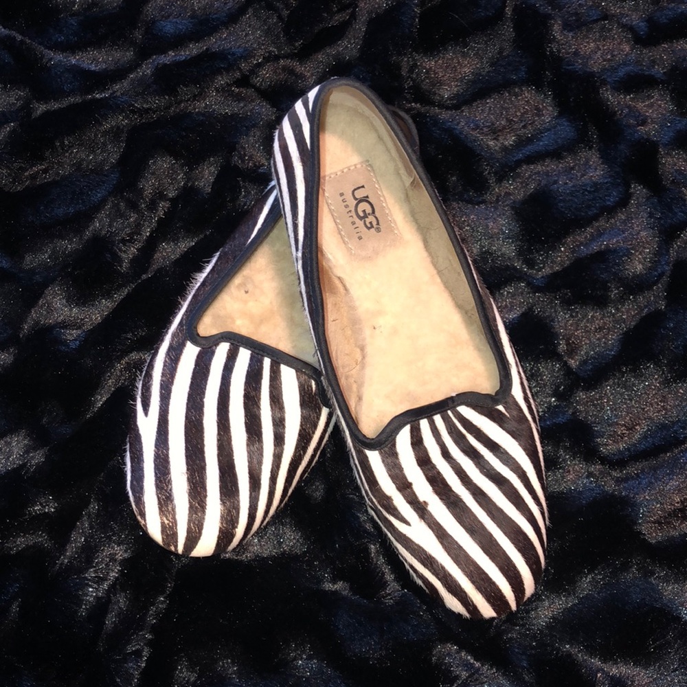 UGG animal print‎ ballet flats.